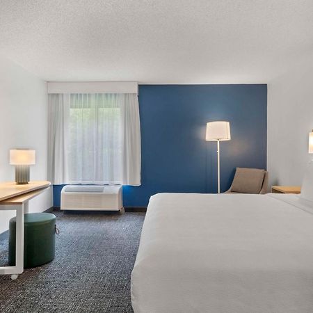 Spark By Hilton Newcomerstown Exterior foto