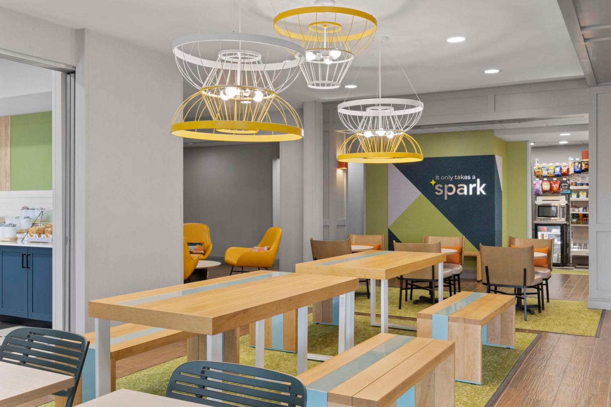 Spark By Hilton Newcomerstown Exterior foto